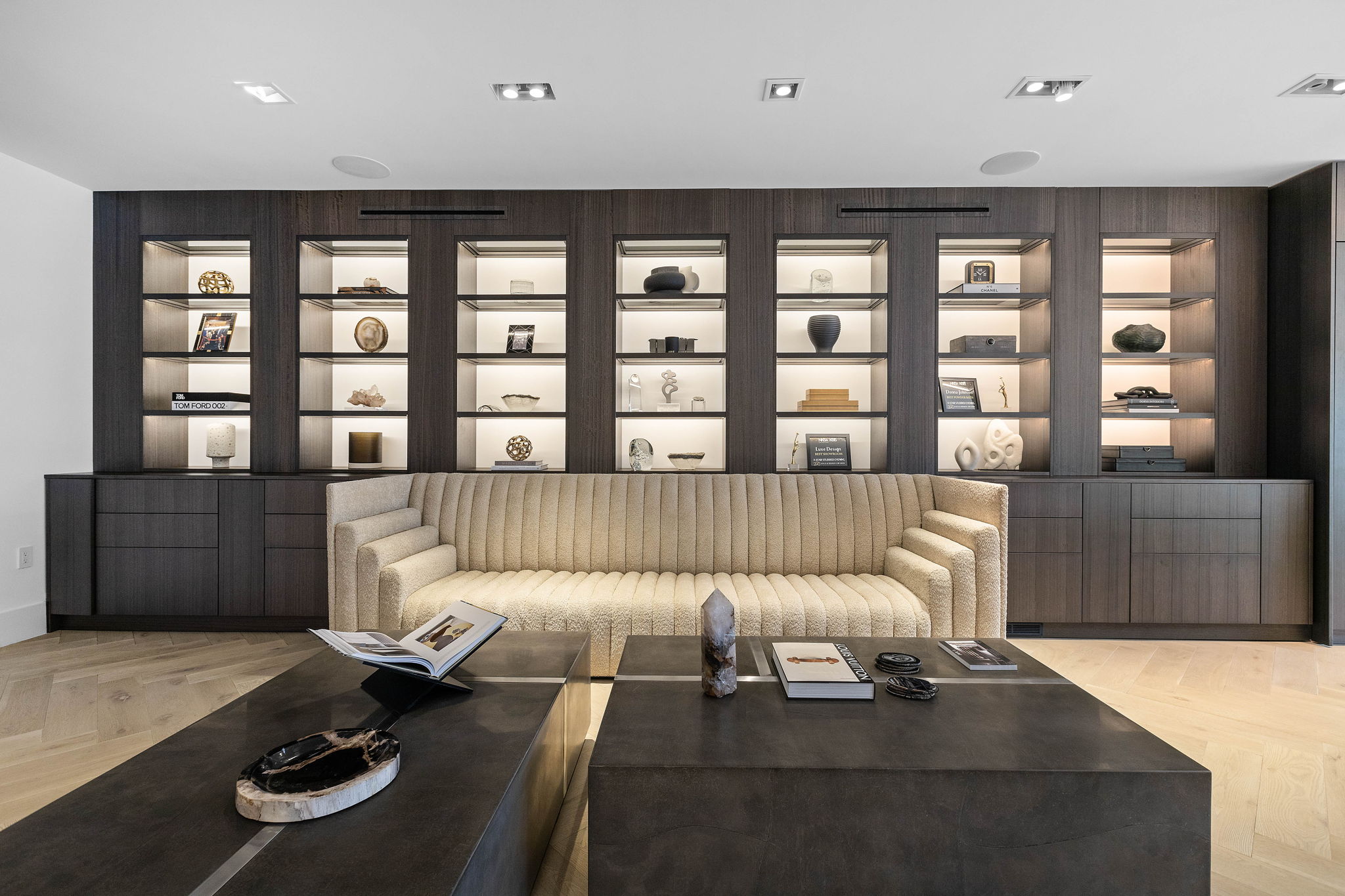 Cocinas integradas en el salón: diseño, funcionalidad y lujo